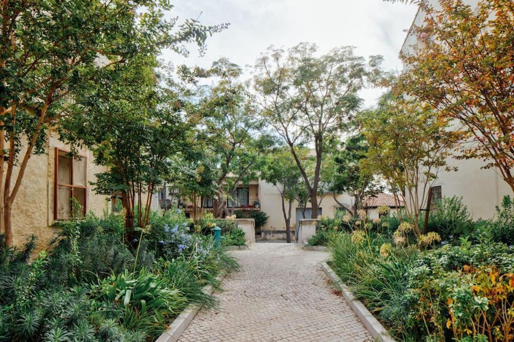 Stunning Medieval Getaway Vic-la-Gardiole Exterior foto